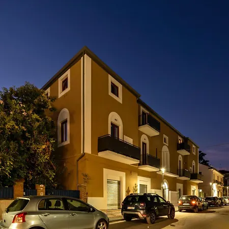 Apartament Picaro *